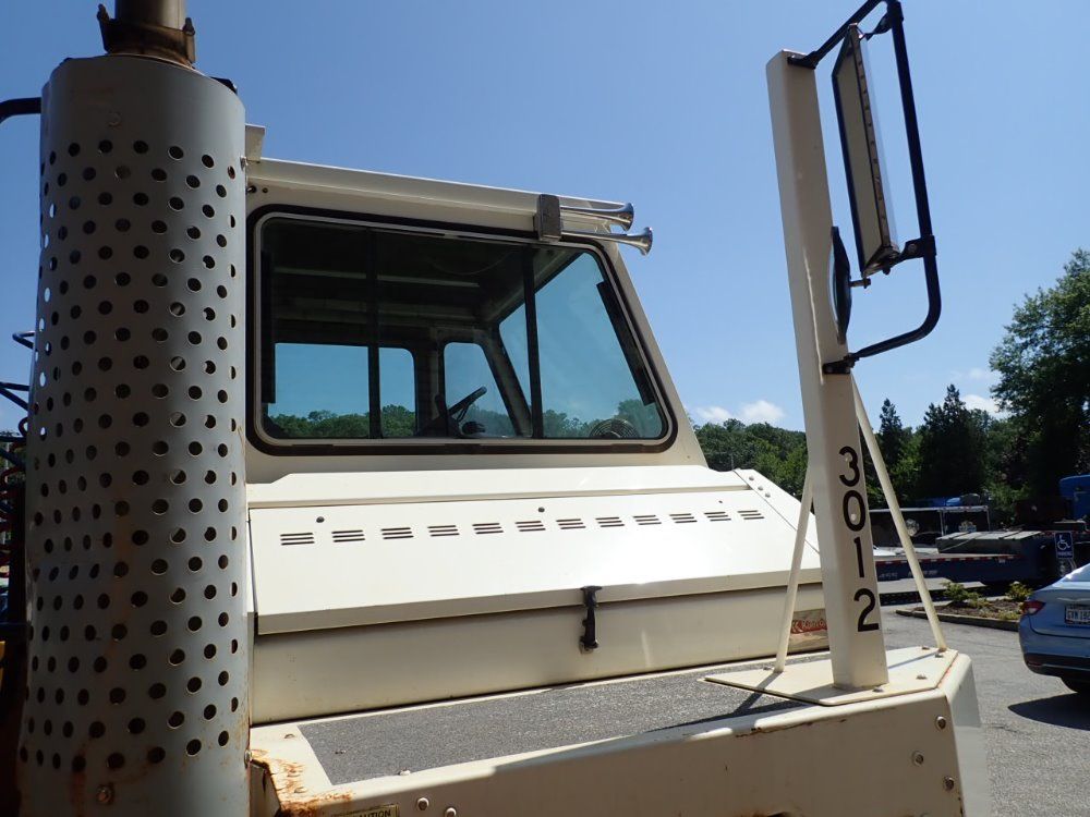 Kalmar Terminal Tractor/switch Truck - 4x2