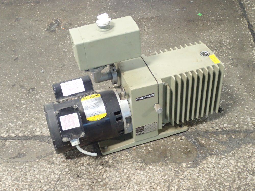 Pfeiffer Balzers Vacuum Pump