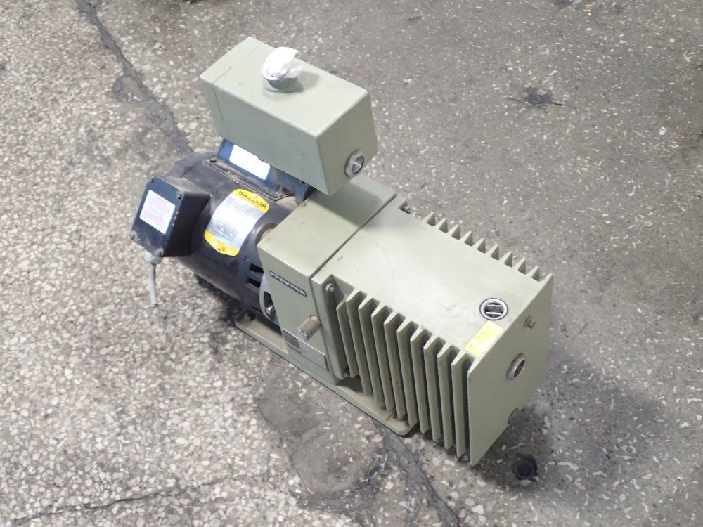 Pfeiffer Balzers Vacuum Pump