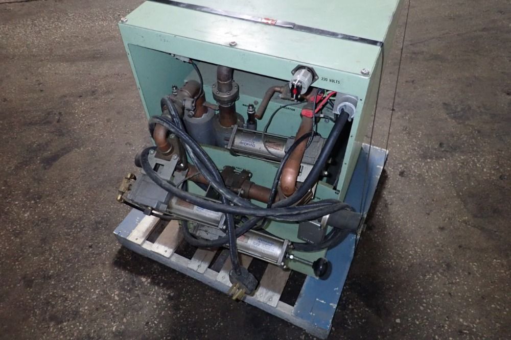 Vacuum Atmosphere Co. Gas Purifier