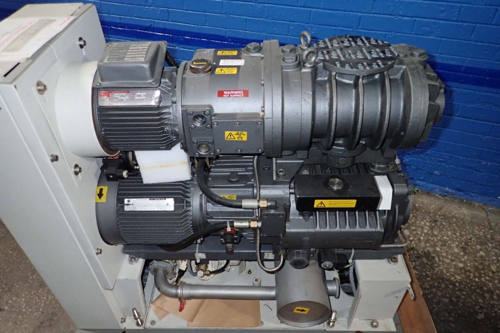 Edwards Portable Dual Vacuum Pump Unit