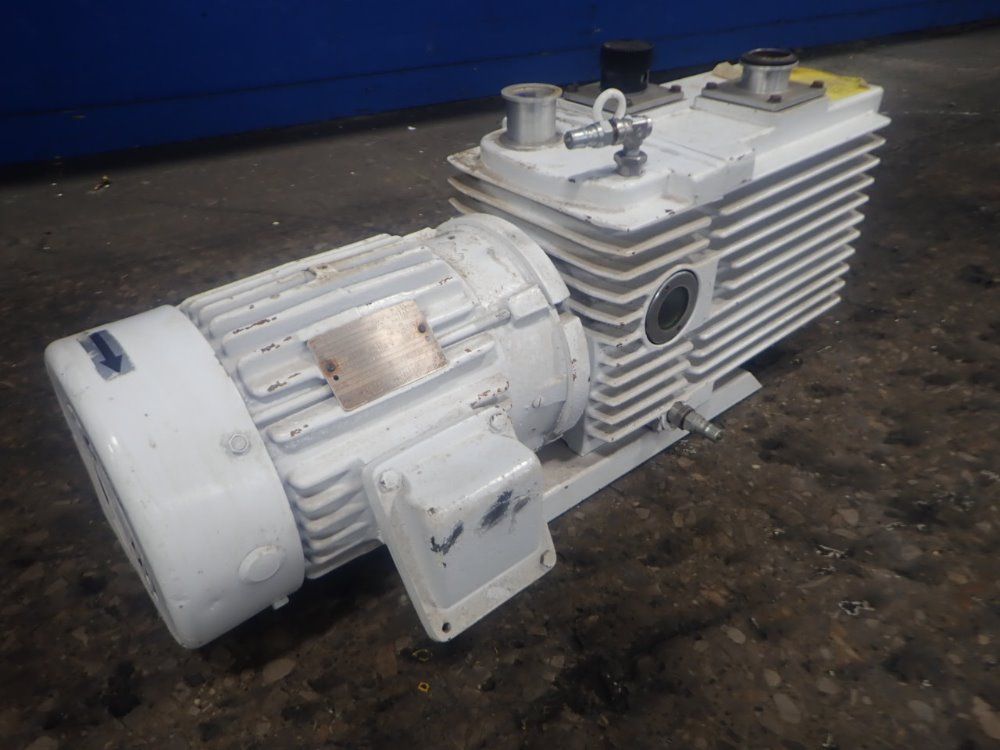 Leybold-heraeus Vacuum Pump