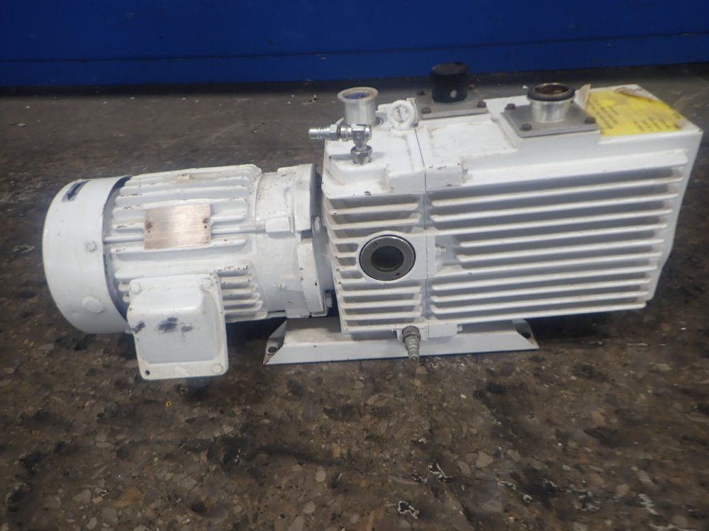 Leybold-heraeus Vacuum Pump