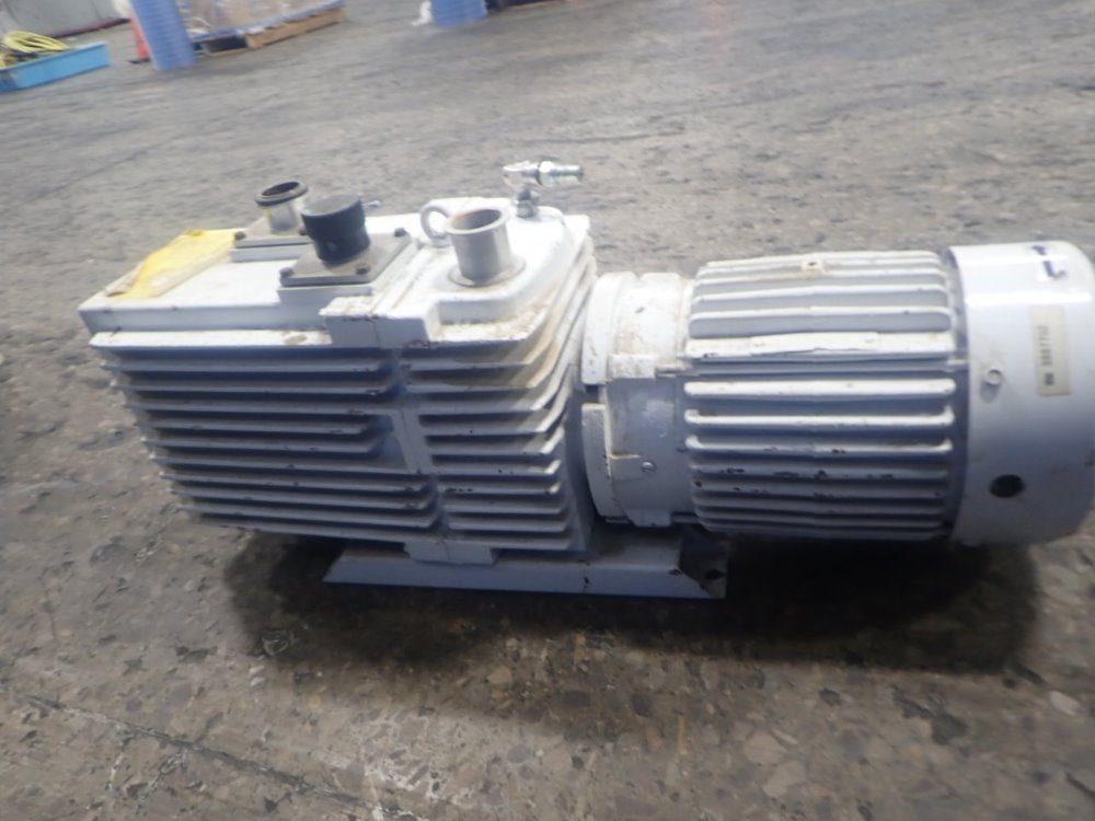 Leybold-heraeus Vacuum Pump