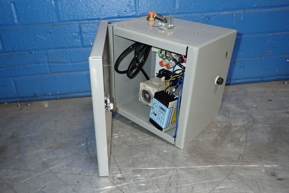 Wiegmann/hubbell Electrical Enclosure