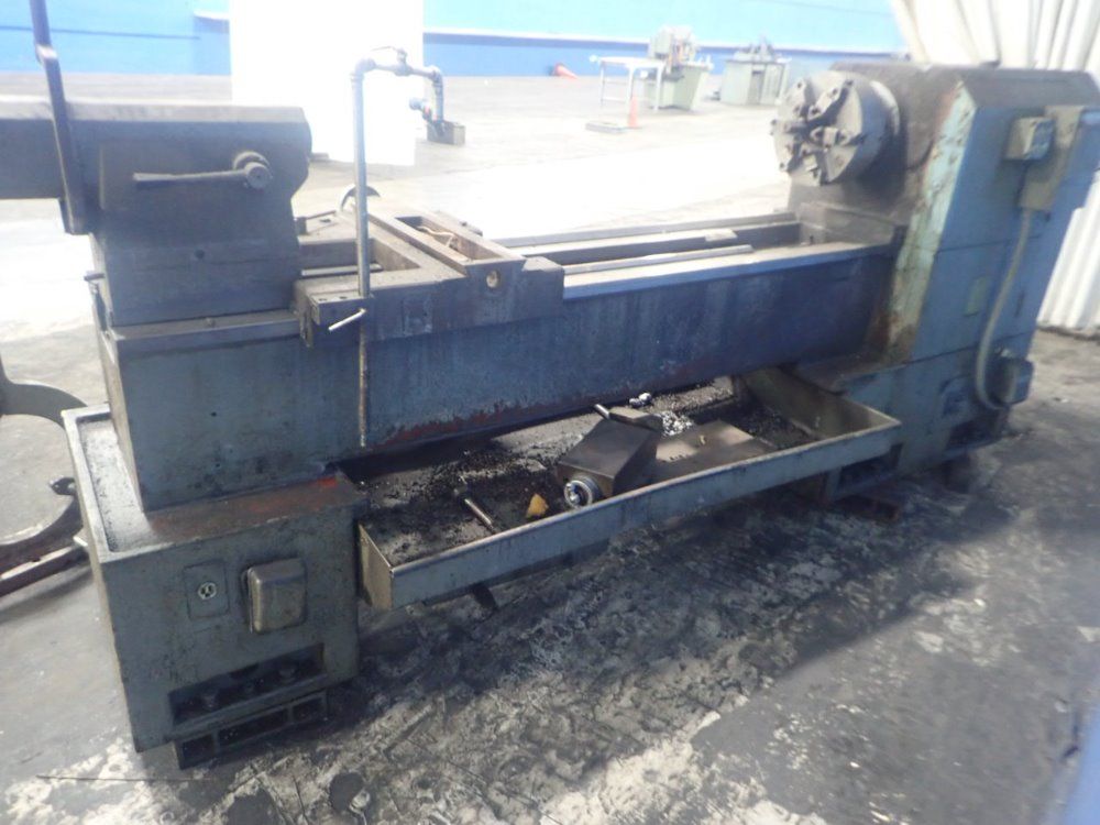 Victor Gap-bed Lathe