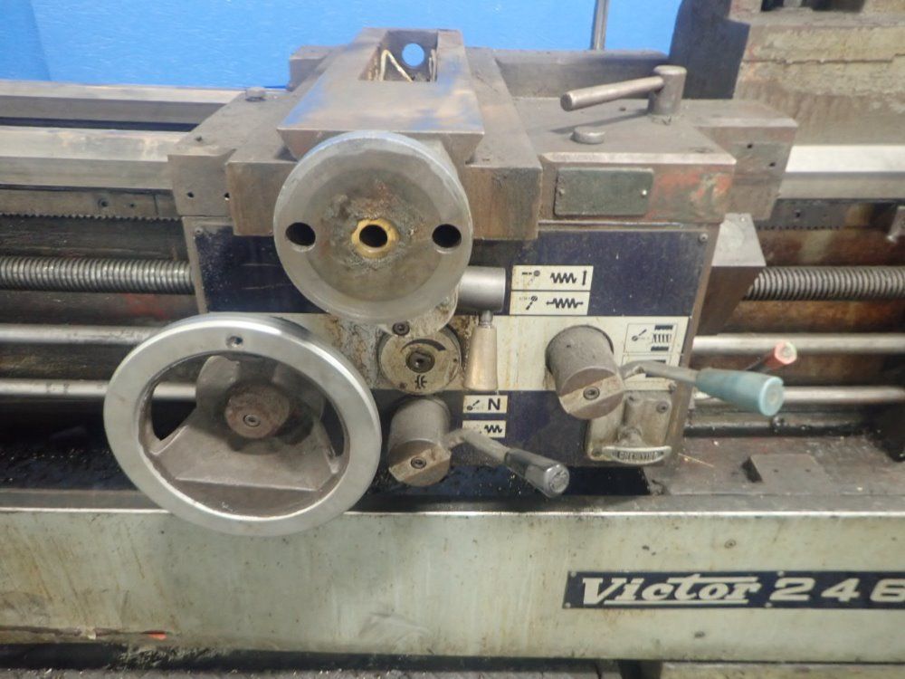 Victor Gap-bed Lathe