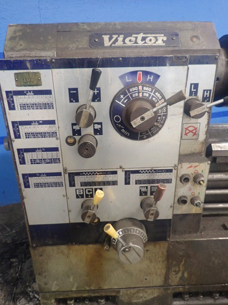 Victor Gap-bed Lathe