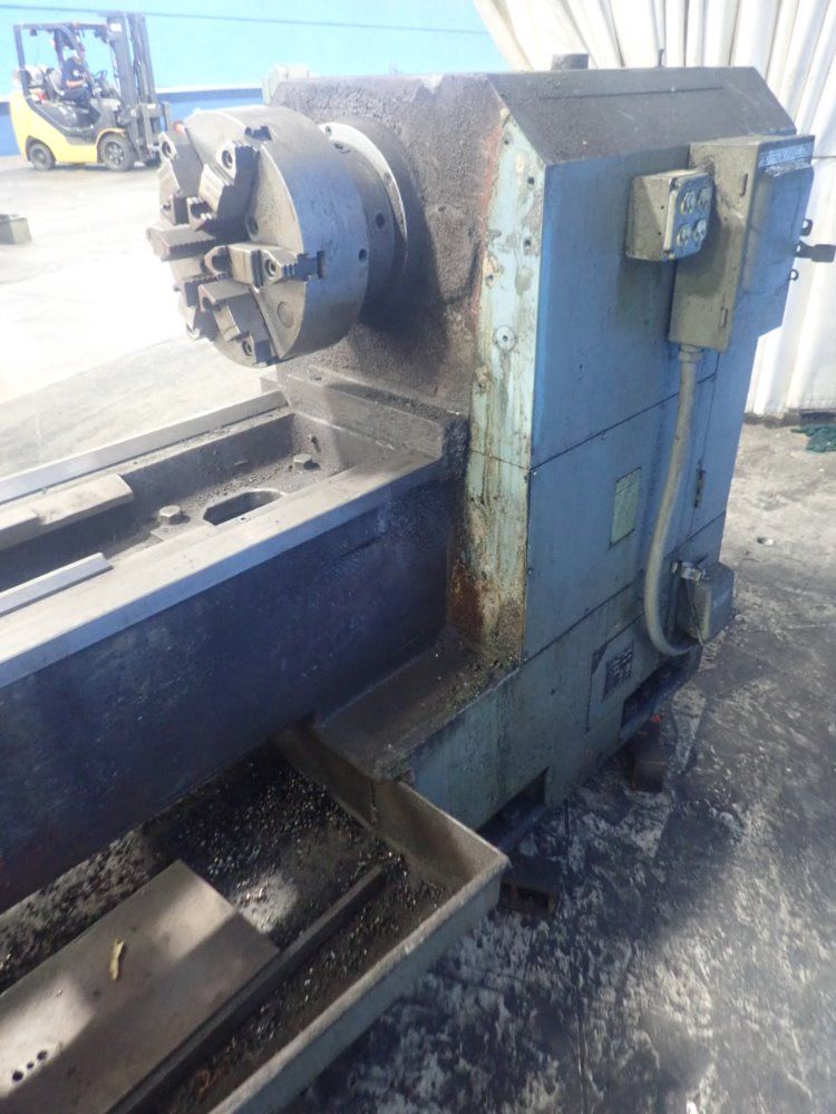 Victor Gap-bed Lathe