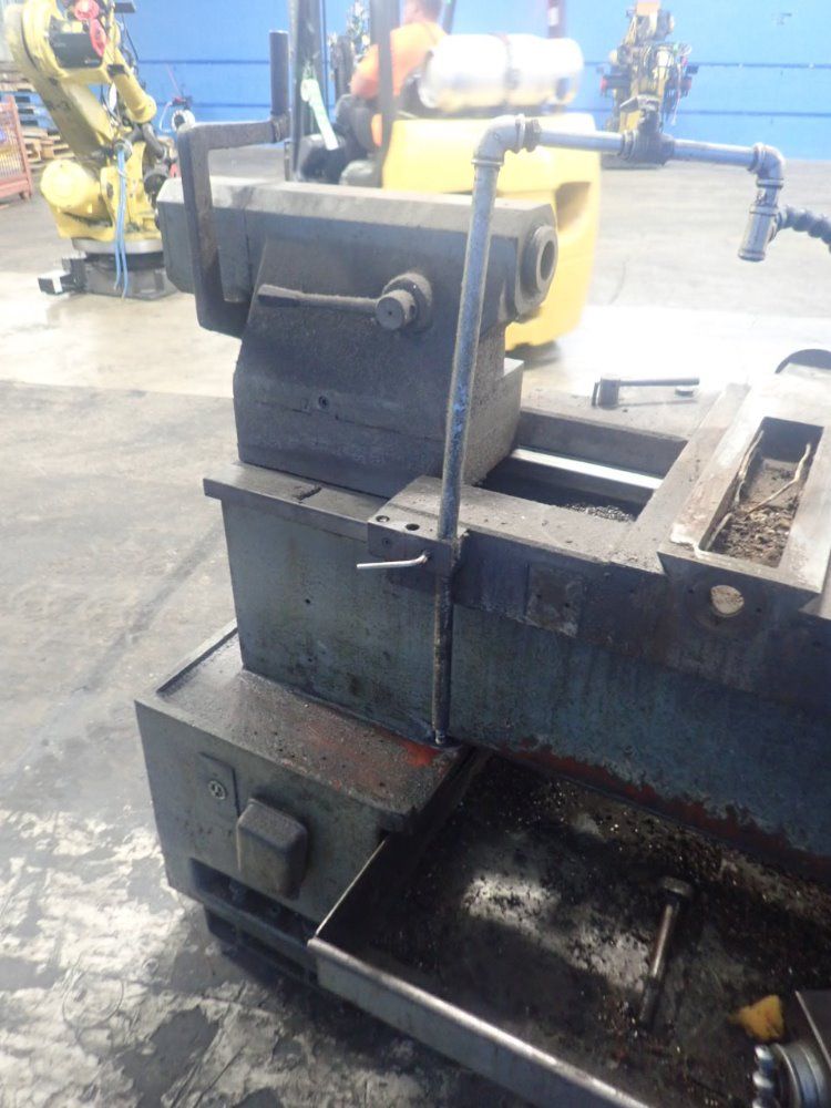 Victor Gap-bed Lathe