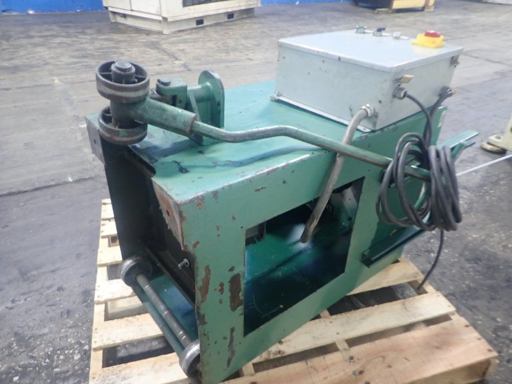 Cooper-weymouth Roll Straightener