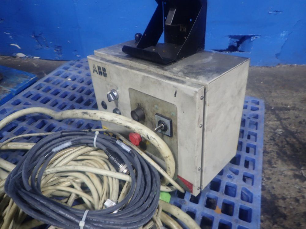 Abb Robot - Irb2400 M2000