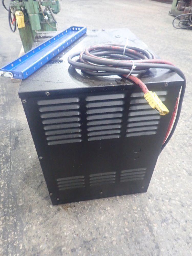 Douglas Battery Battery Charger