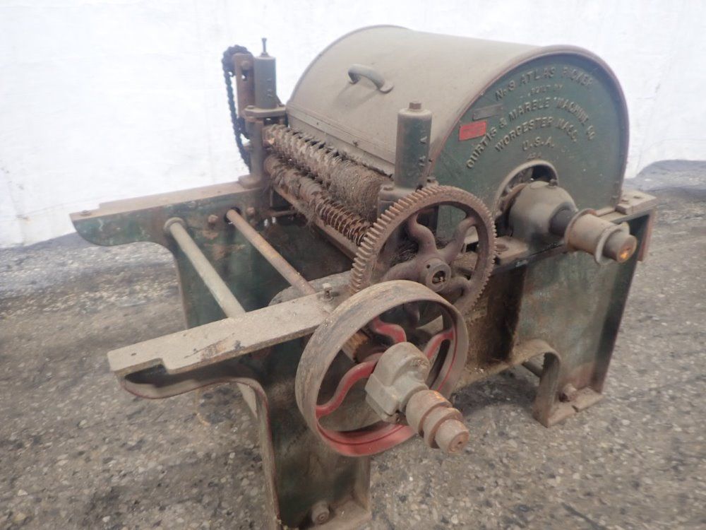 Curtis & Marble Machine Atlas Picker