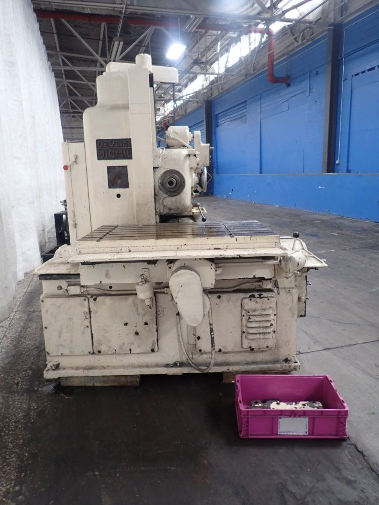 Devlieg 29 1/2" X 48" Horizontal Jig Mill