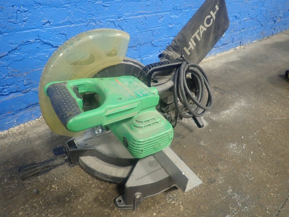 Hitachi Compound Miter Saw
