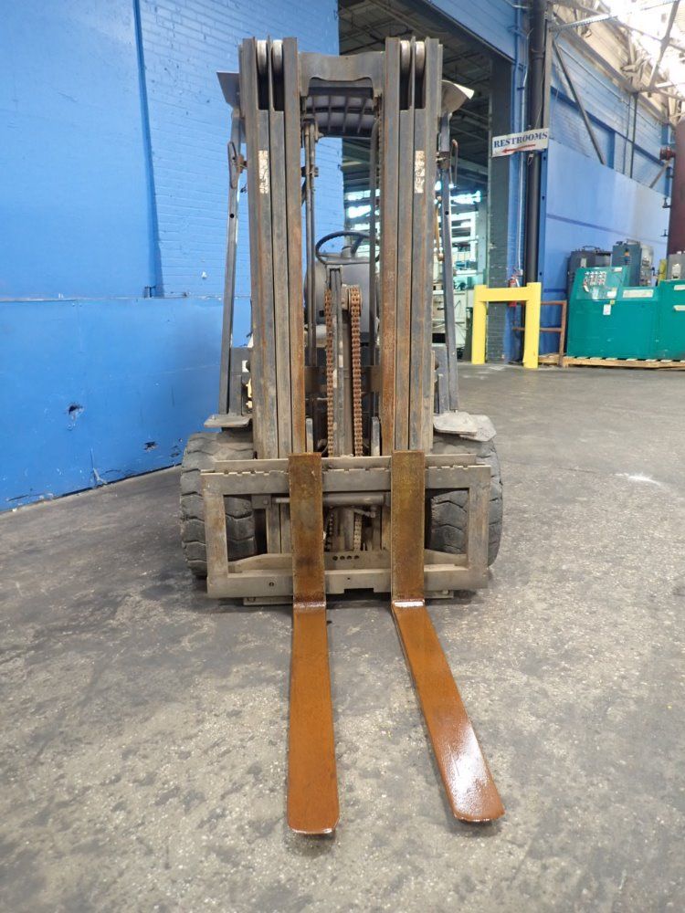 Daewoo 6000# G30e-3 Propane Forklift - G30e-3