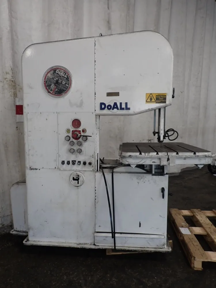 Doall 26" X 13" 41" X 32" Table 2613-3 Vertical Band Saw - 2613-3