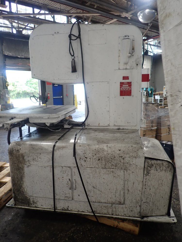 Doall 26" X 13" 41" X 32" Table 2613-3 Vertical Band Saw - 2613-3