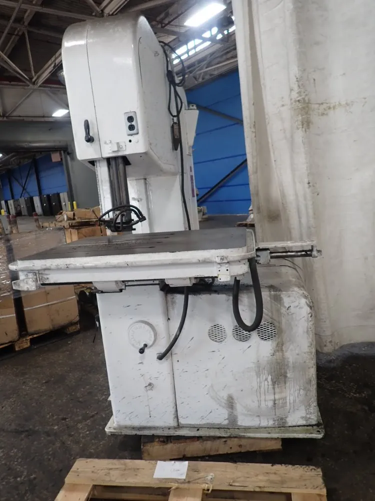 Doall 26" X 13" 41" X 32" Table 2613-3 Vertical Band Saw - 2613-3