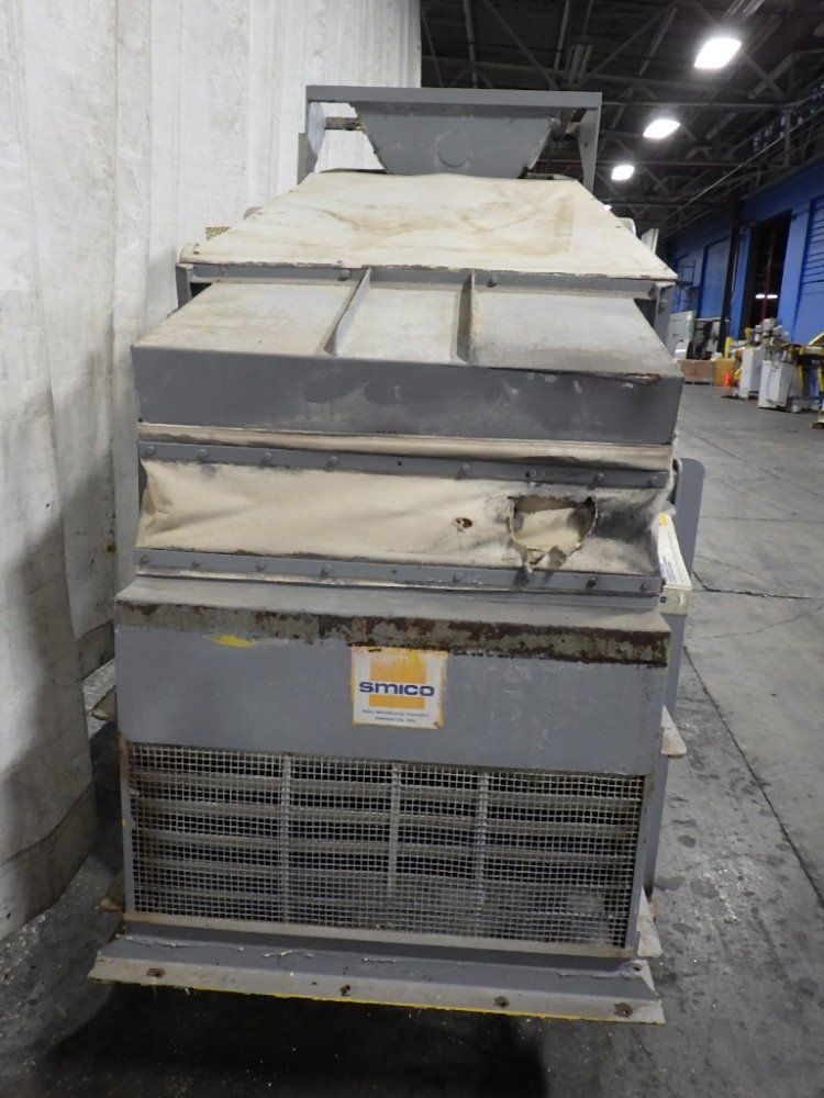 Smico 36" X 72" X 12" Vibratory Screen Conveyor