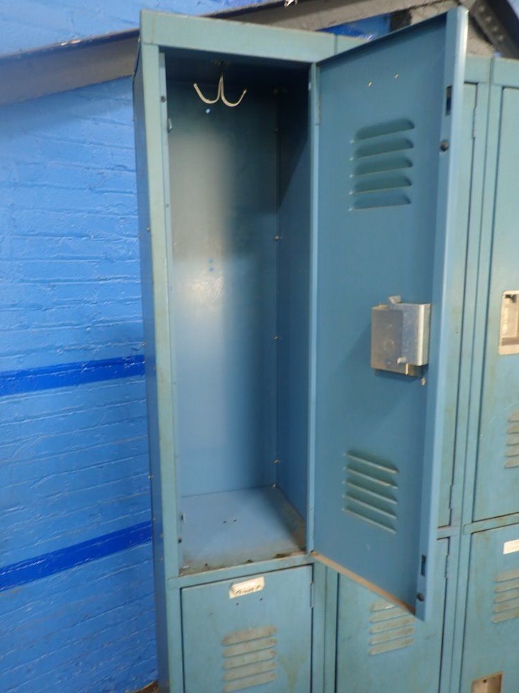 Edsal Locker