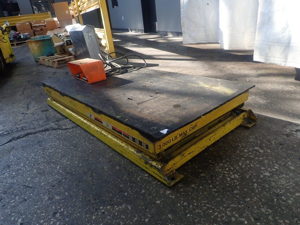 Little Mule Lift Table