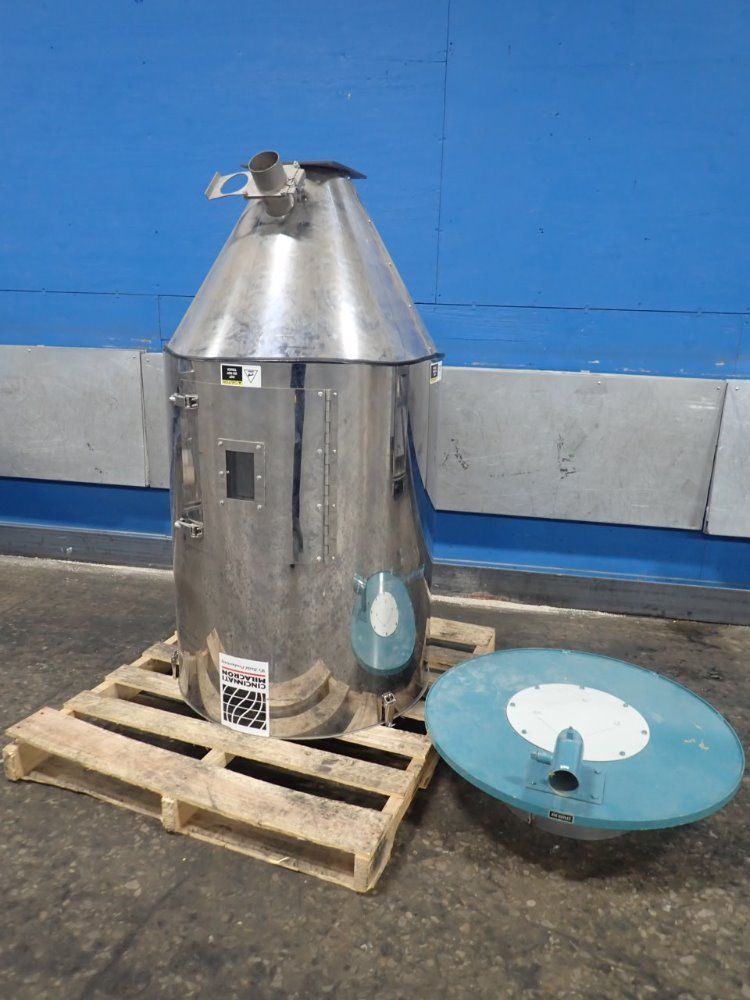 Cincinnati Milacron Hopper