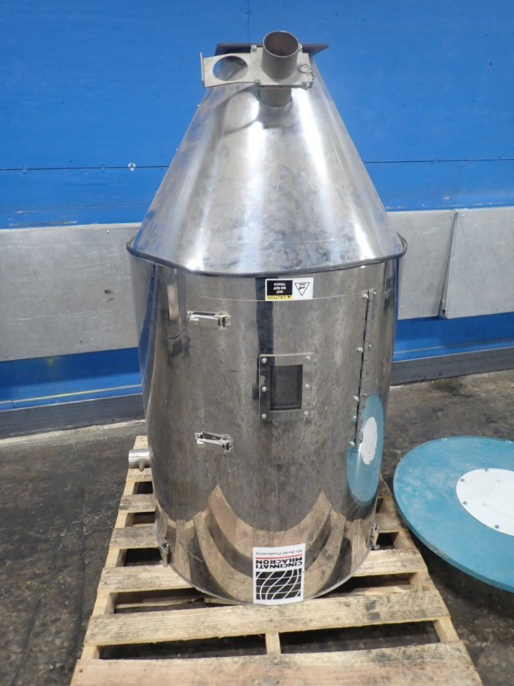 Cincinnati Milacron Hopper