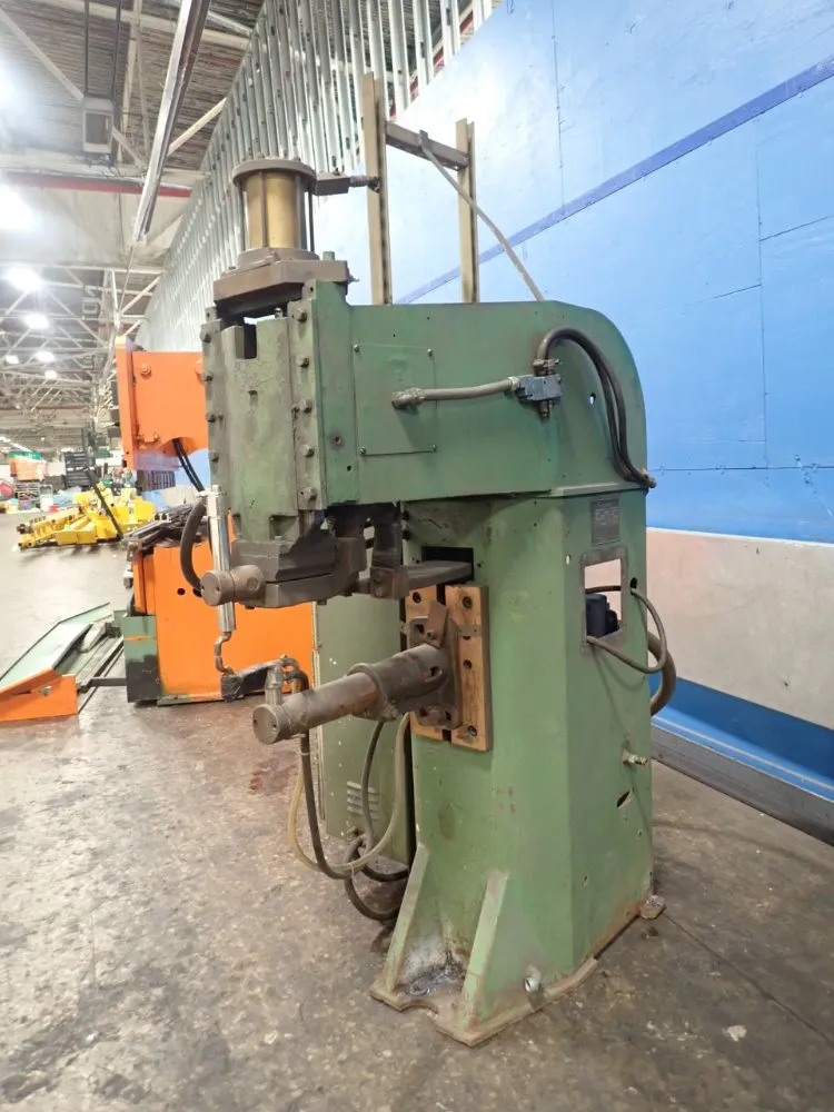 Federal Machine & Welder Spot Welder