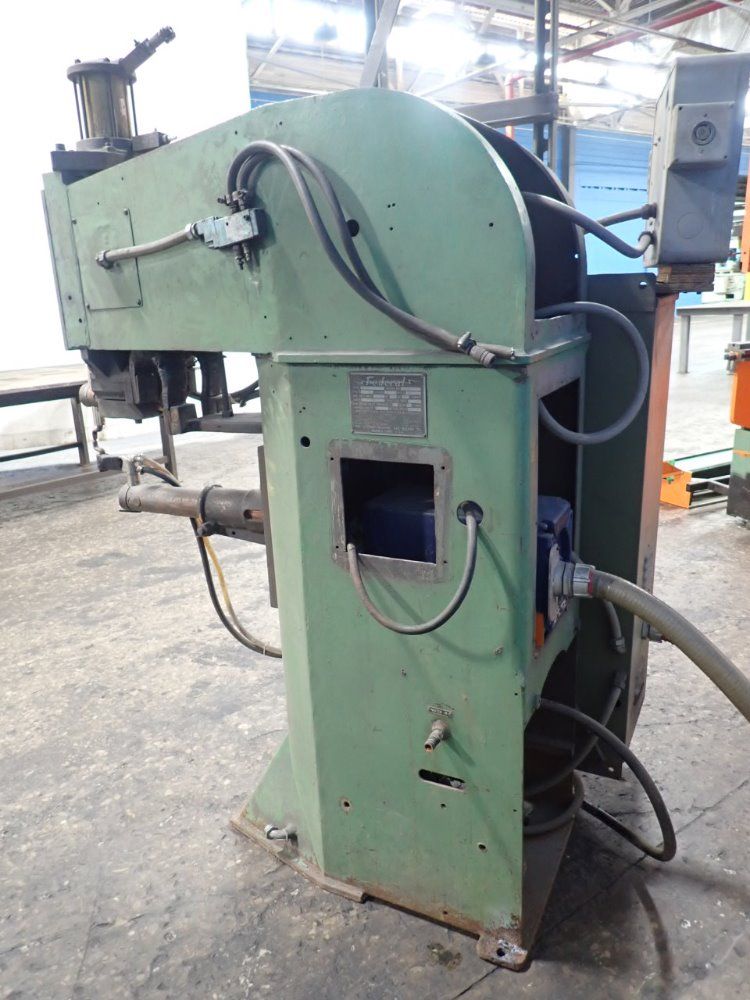 Federal Machine & Welder Spot Welder