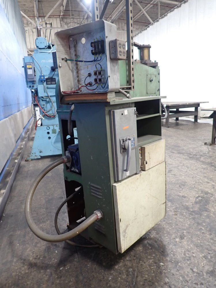 Federal Machine & Welder Spot Welder