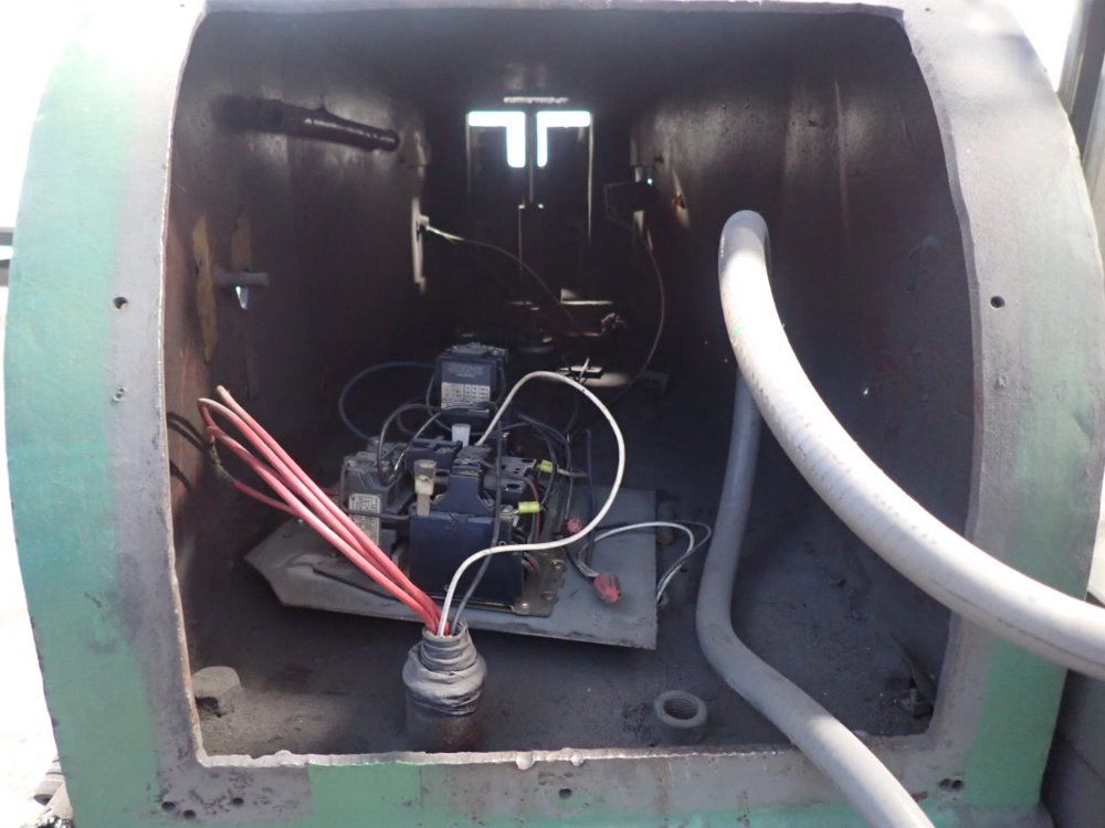 Federal Machine & Welder Spot Welder