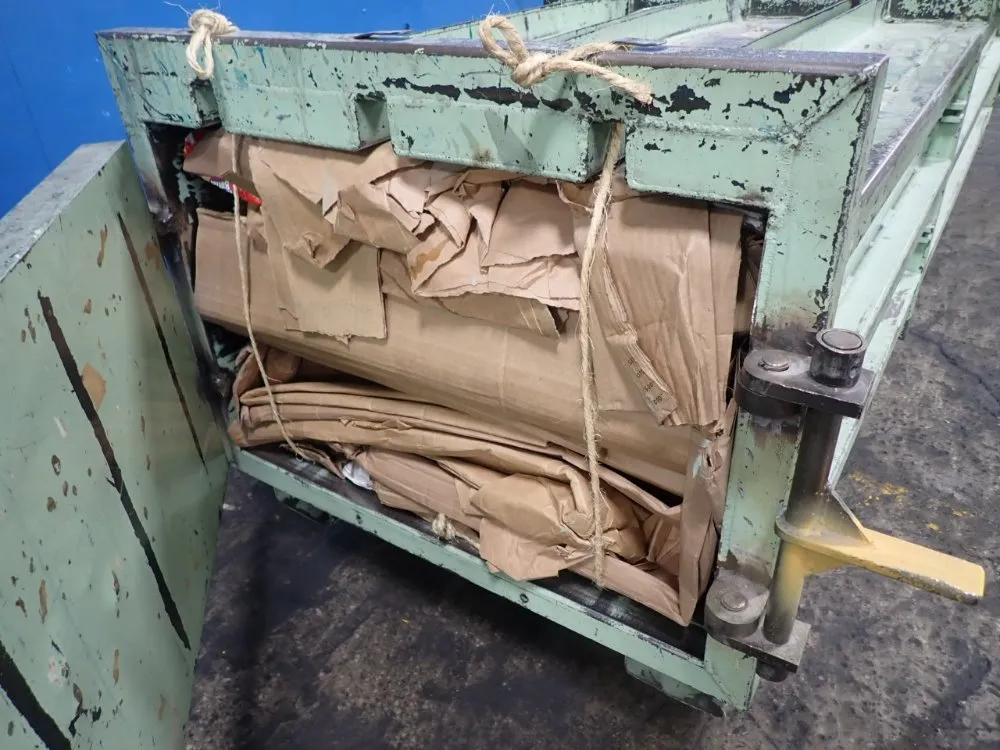 Maren Engineering Horizontal Baler