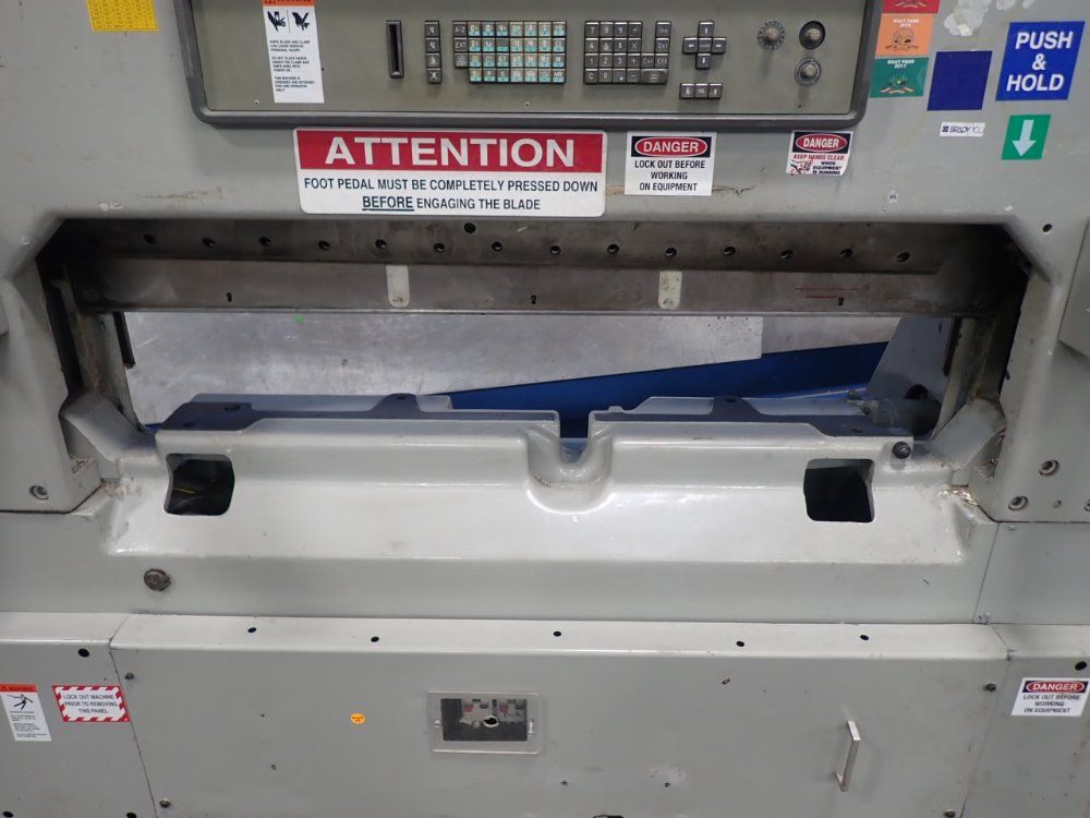Polar 60" 155 Emc-mon Paper Cutter - 155 Emc-mon