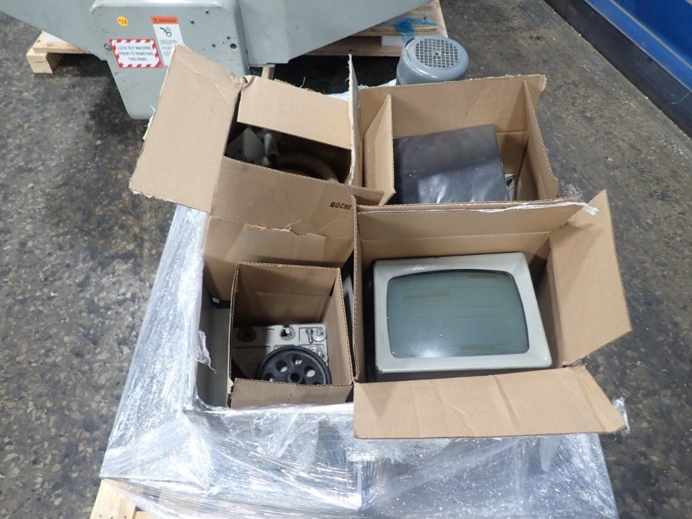 Polar 60" 155 Emc-mon Paper Cutter - 155 Emc-mon