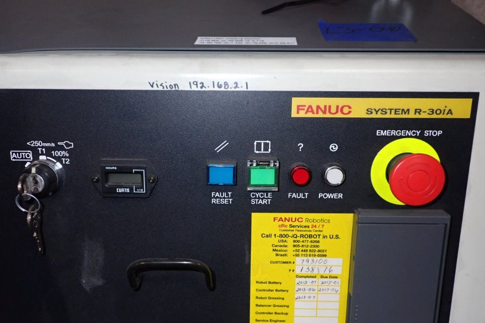 Fanuc R-2000ib/210f Robot - R-2000ib/210f