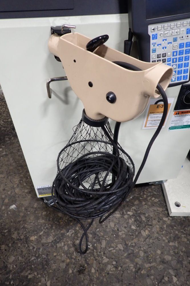 Fanuc R-2000ib/210f Robot - R-2000ib/210f