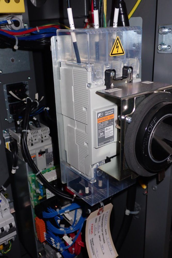 Fanuc R-2000ib/210f Robot - R-2000ib/210f