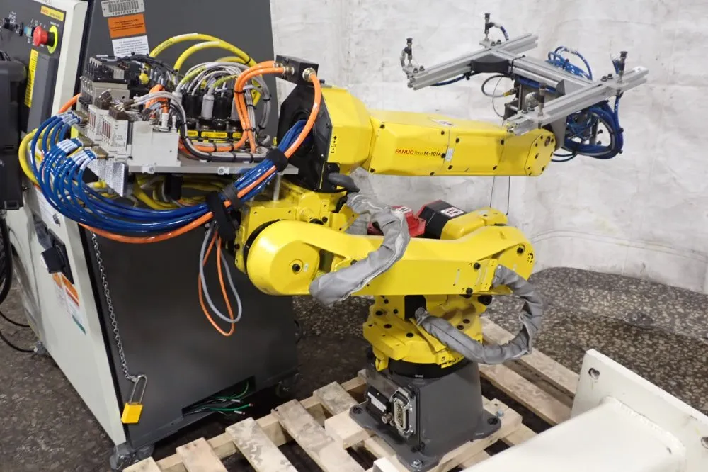 Fanuc M-10ia Robot - M-10ia