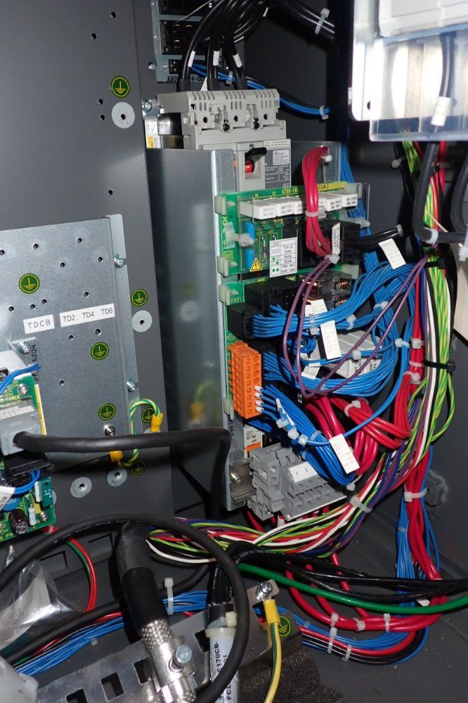 Fanuc M-10ia Robot - M-10ia