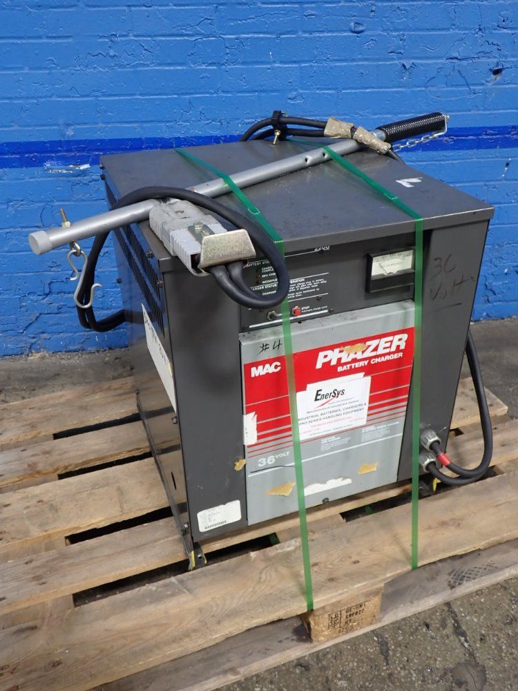 Mac/phazer Battery Charger