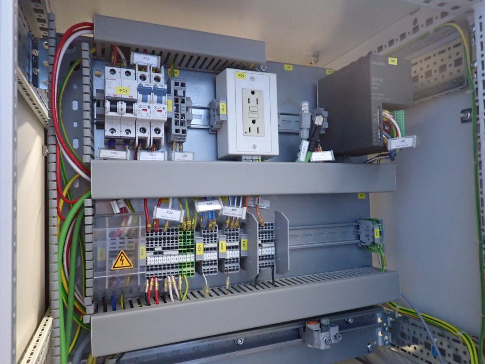 Rhs Rittal Computer Cabinet