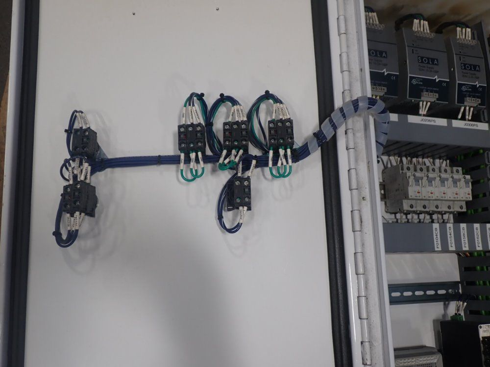 Uni Fab Enclosures /the Paslin Company Controller