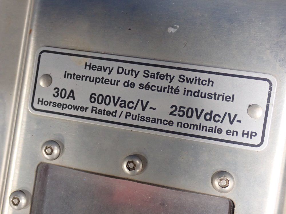 Cooper/crouse-hinds Fusible Disconnect