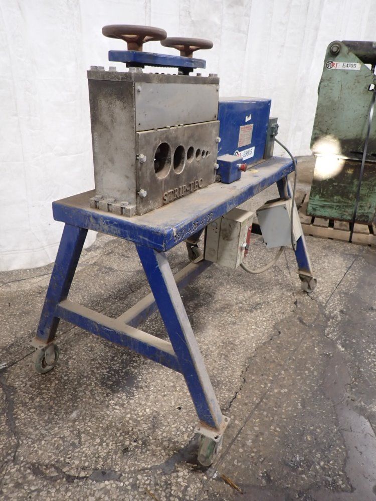 Strip Tech Wire Stripper