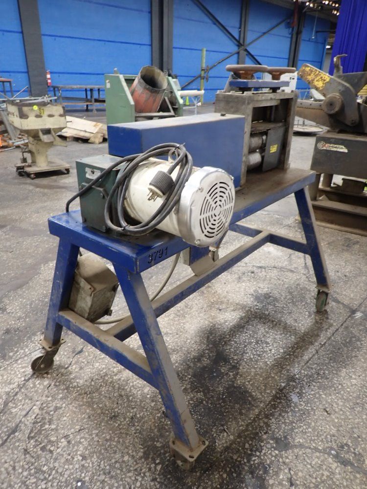 Strip Tech Wire Stripper