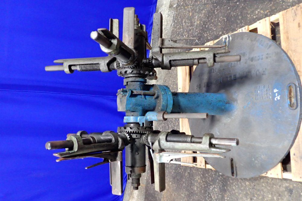 F.j. Littel Machine Co. Centering Reel