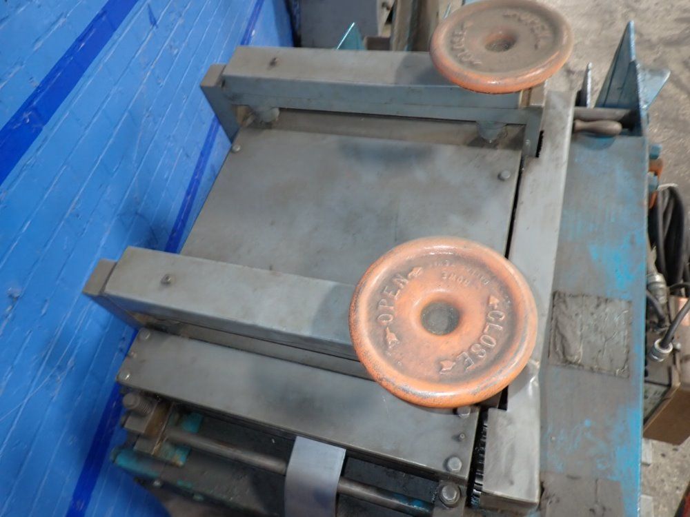 Rowe B15-3000j Straightener - B15-3000j