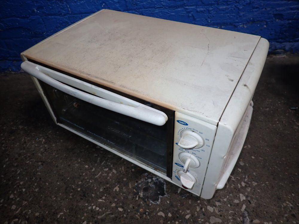 Hamilton Beach Toaster Oven